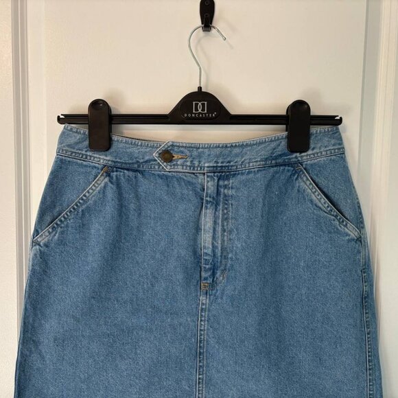 Women's Liz Claiborne Vintage Denim Skirt - Picture 2 of 6